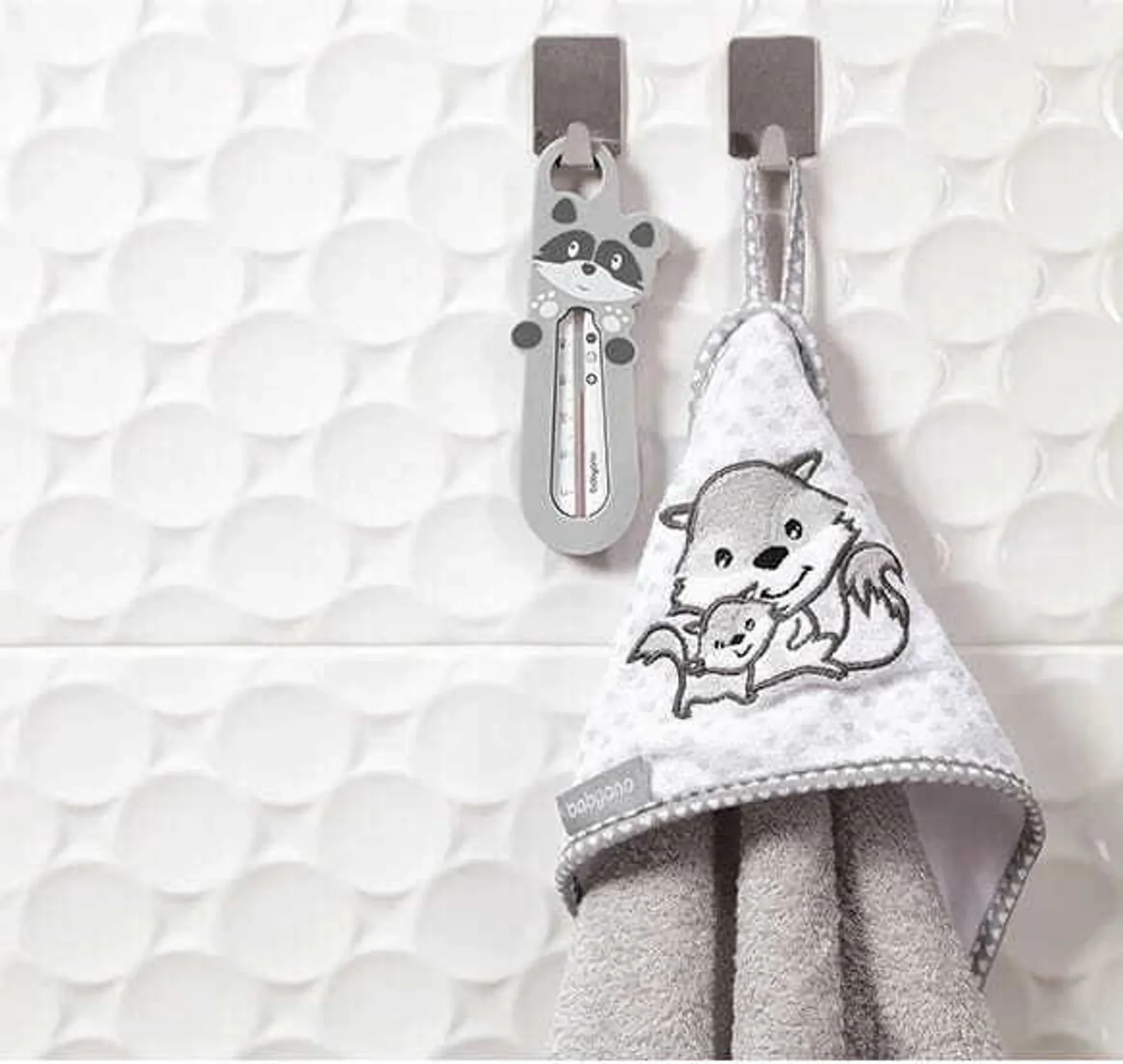 BabyOno Badethermometer – Waschbär, Grau